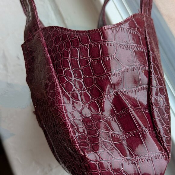 Wine Faux Snakeskin Purse - Picture 7 of 12